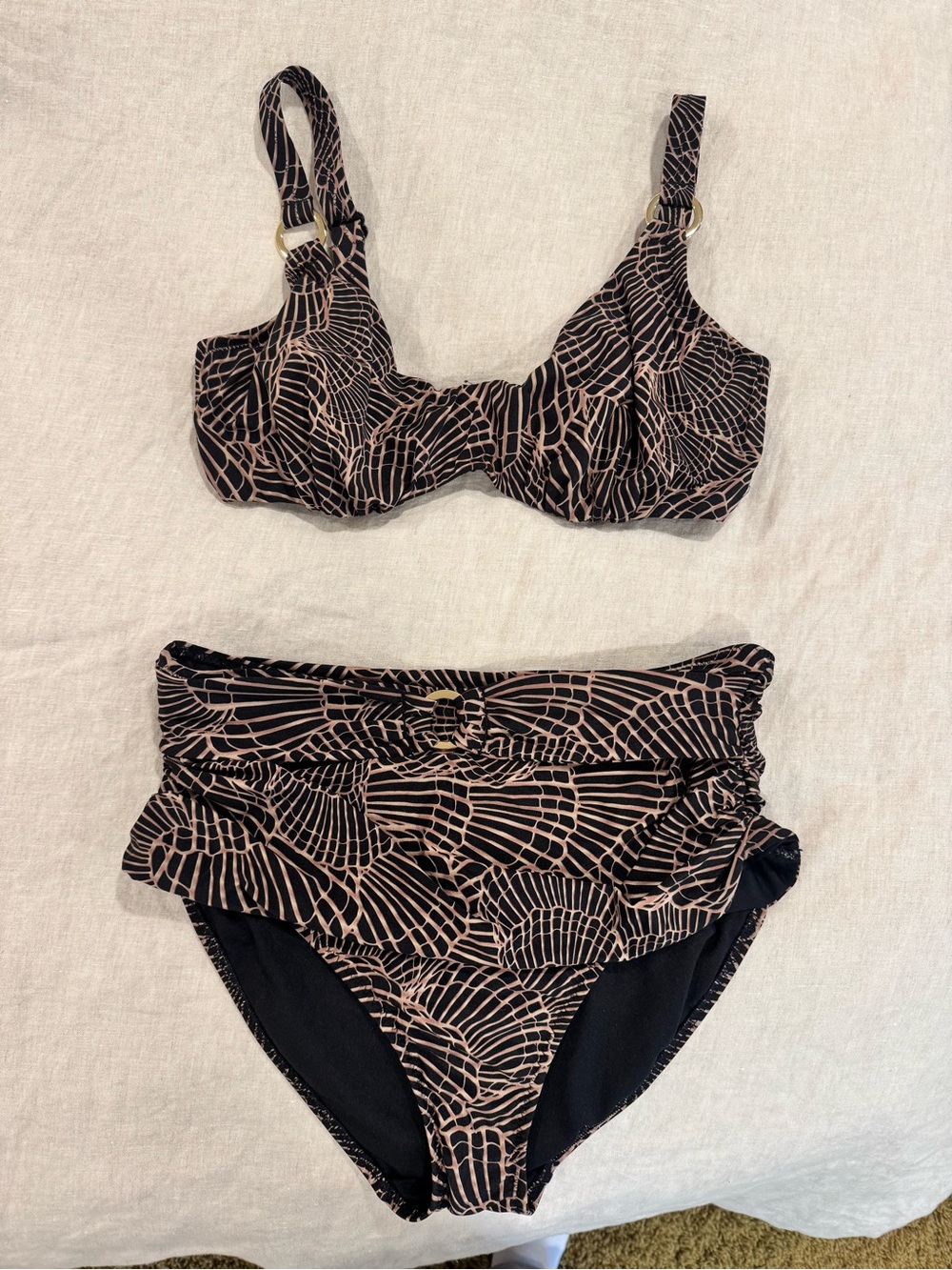 Moi Black & Beige Abstract Pattern Bikini Set